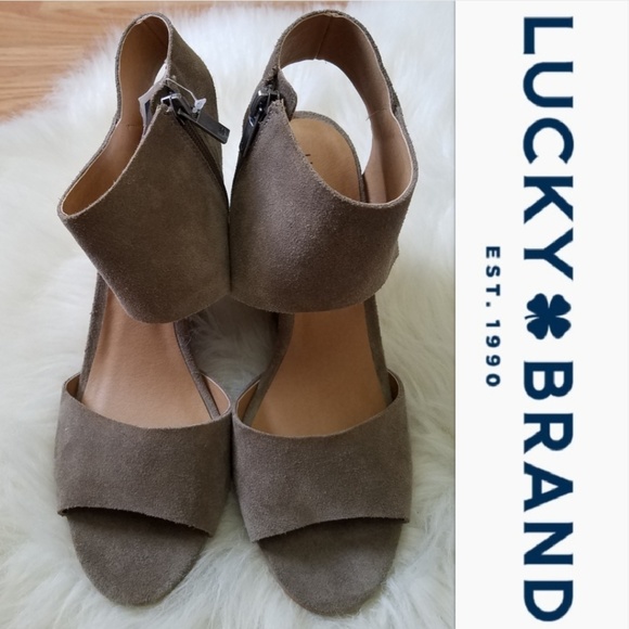 flipkart sports boots